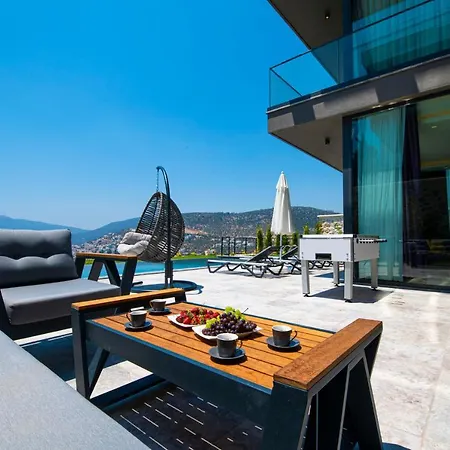 Dexter Villa